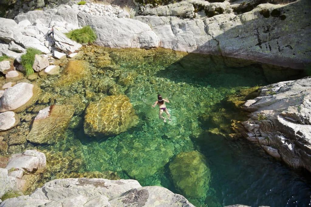 Casa Rural en Candeleda con piscina y un maravilloso jardín Exterior foto