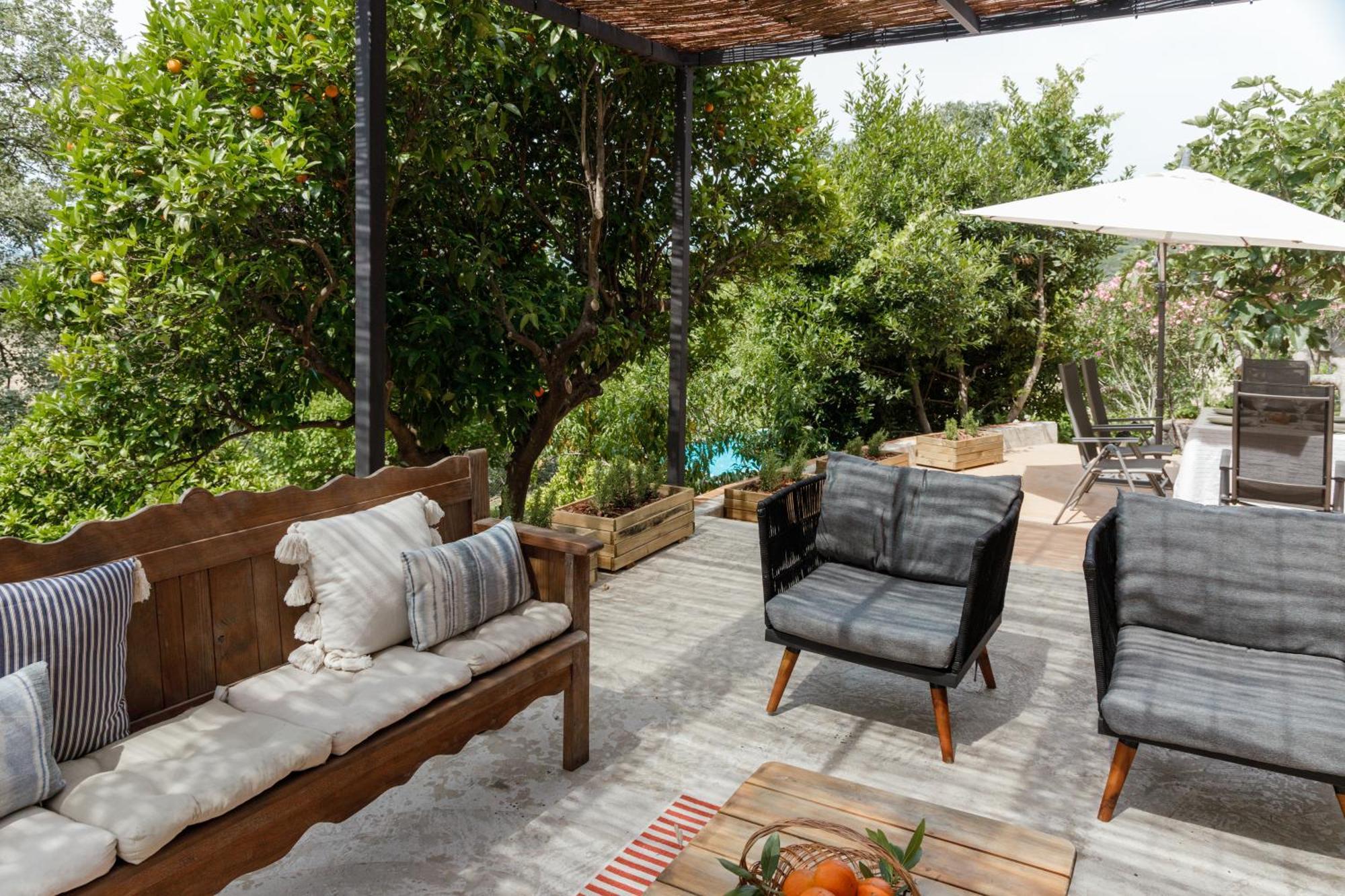 Casa Rural en Candeleda con piscina y un maravilloso jardín Exterior foto
